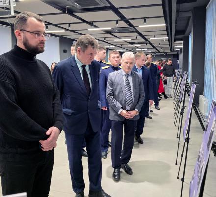 Историко-правовая выставка «Защита суверенитета Российского государства»